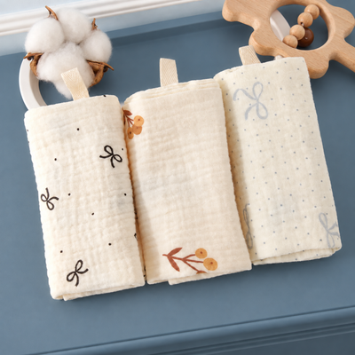 TinyBabi™ GentleNest Burp Cloth Set